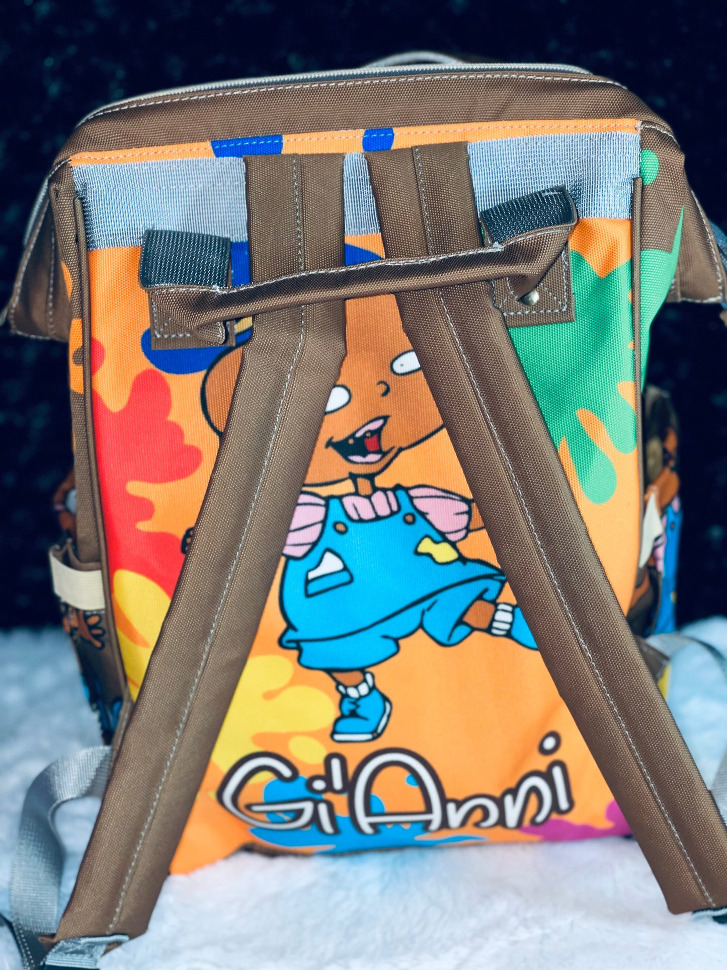 Orange and brown baby bag! 🧡💙