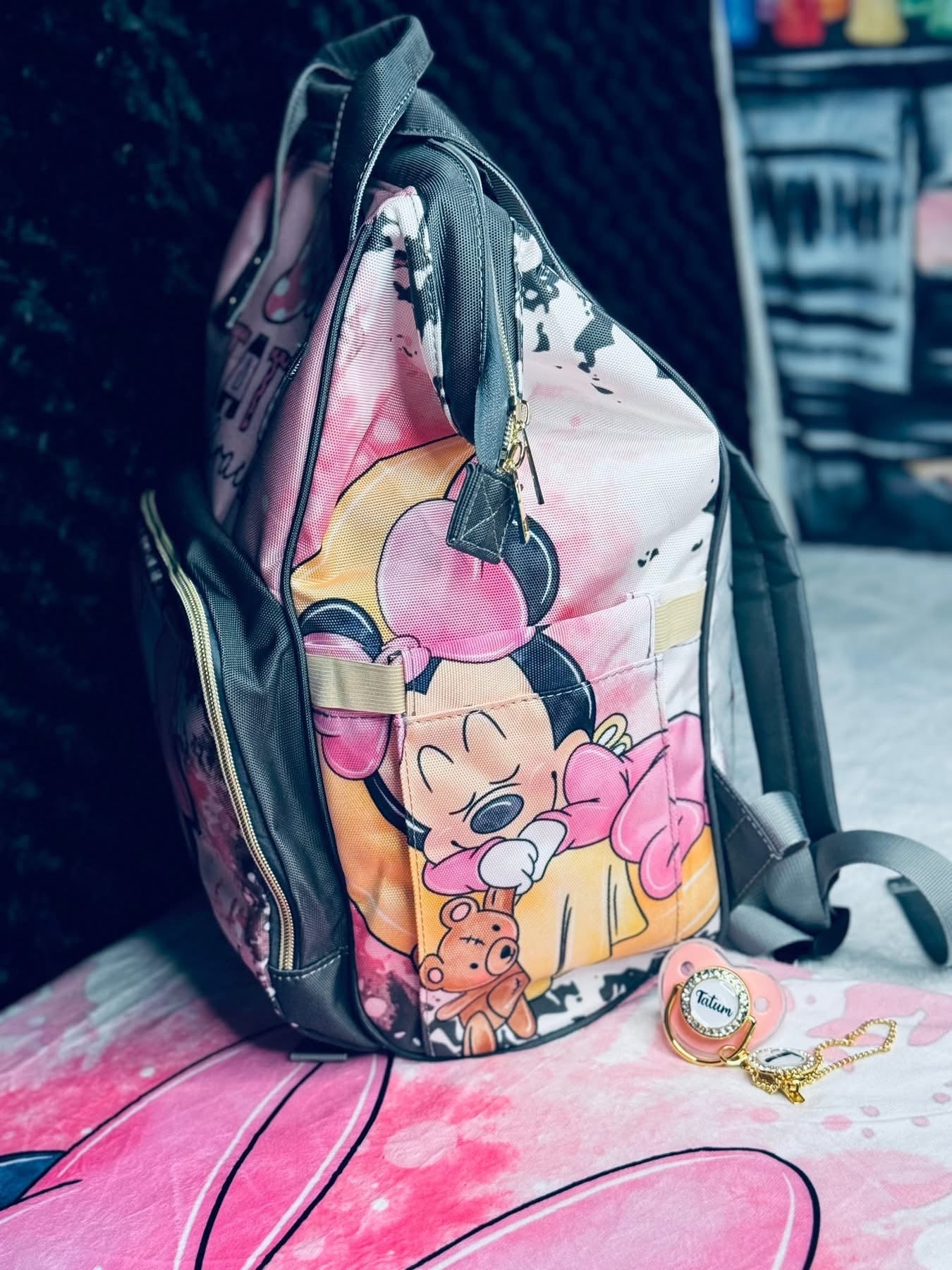 DiaperBag (Specific Theme Requests)
All themed requests should be placed under this listing.

Once your order is received, design options based on your selected theme will be shared for you to choose from via text or email within 24–48 business hours.