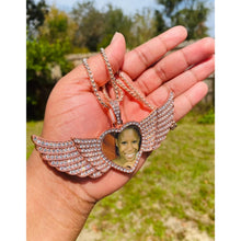 Load image into Gallery viewer, Angel Wing Necklace
