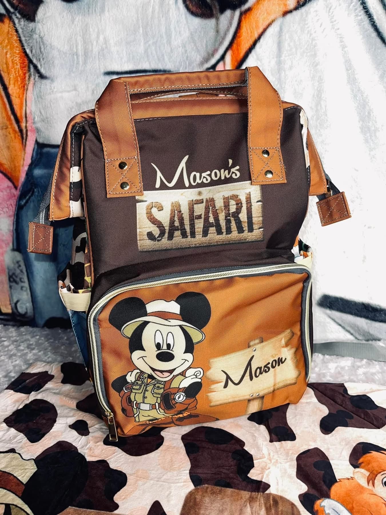DiaperBag (Specific Theme Requests)
All themed requests should be placed under this listing.

Once your order is received, design options based on your selected theme will be shared for you to choose from via text or email within 24–48 business hours.