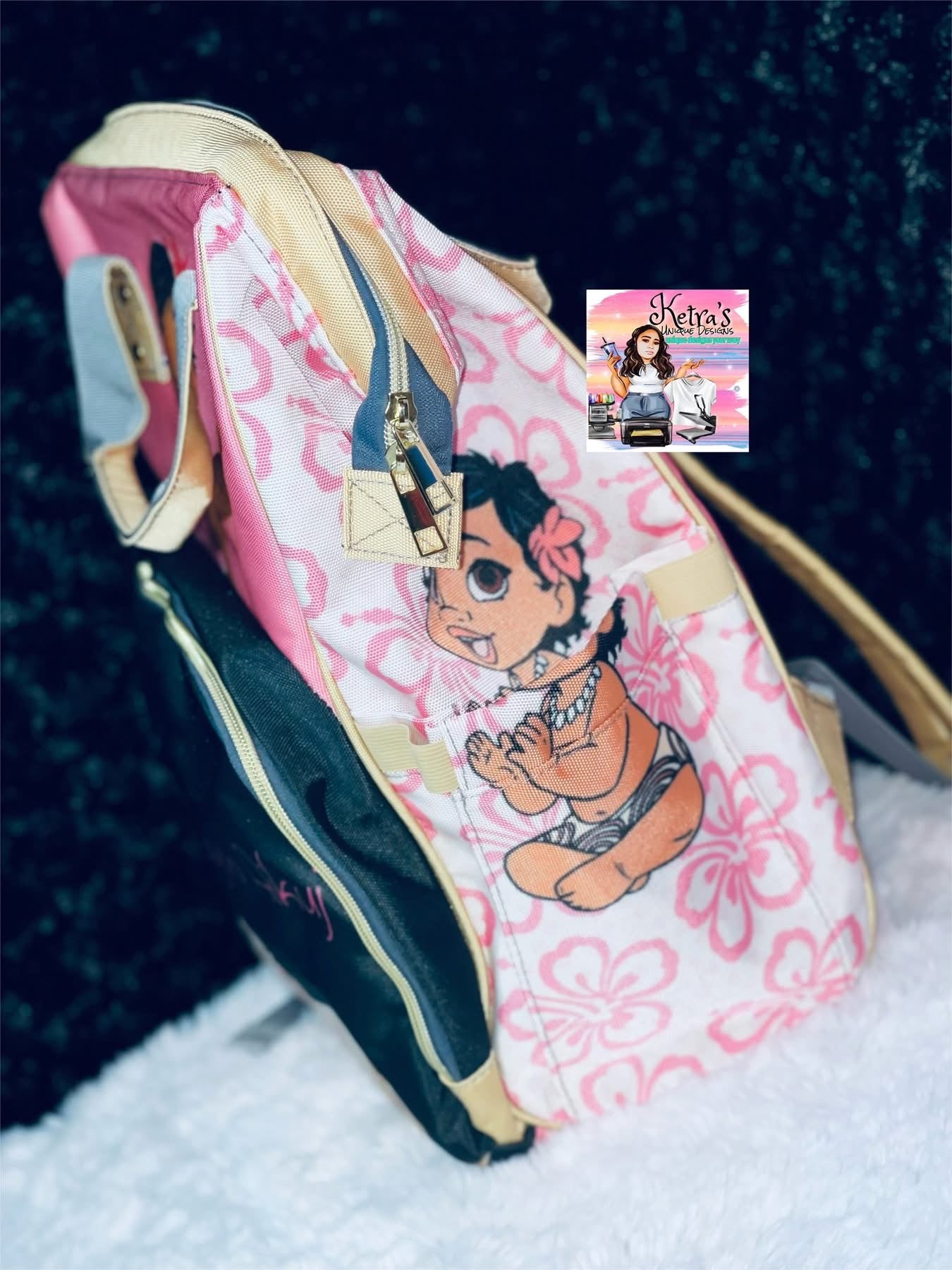 DiaperBag (Specific Theme Requests)
All themed requests should be placed under this listing.

Once your order is received, design options based on your selected theme will be shared for you to choose from via text or email within 24–48 business hours.